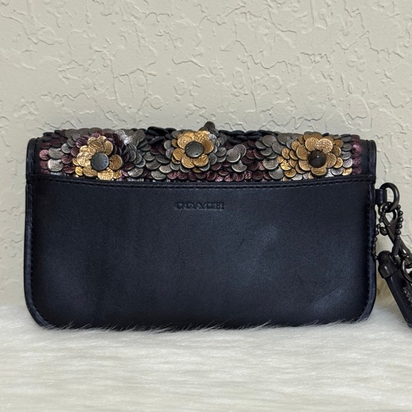 Coach Clutch With Leather Sequin - Picture 3 of 11